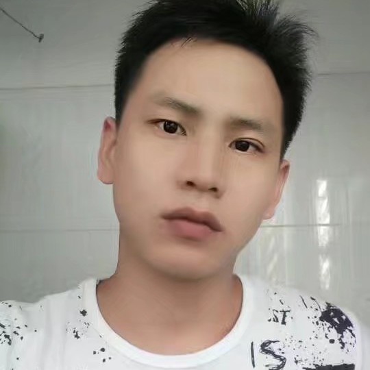 漠然蹁跹帅哥的照片