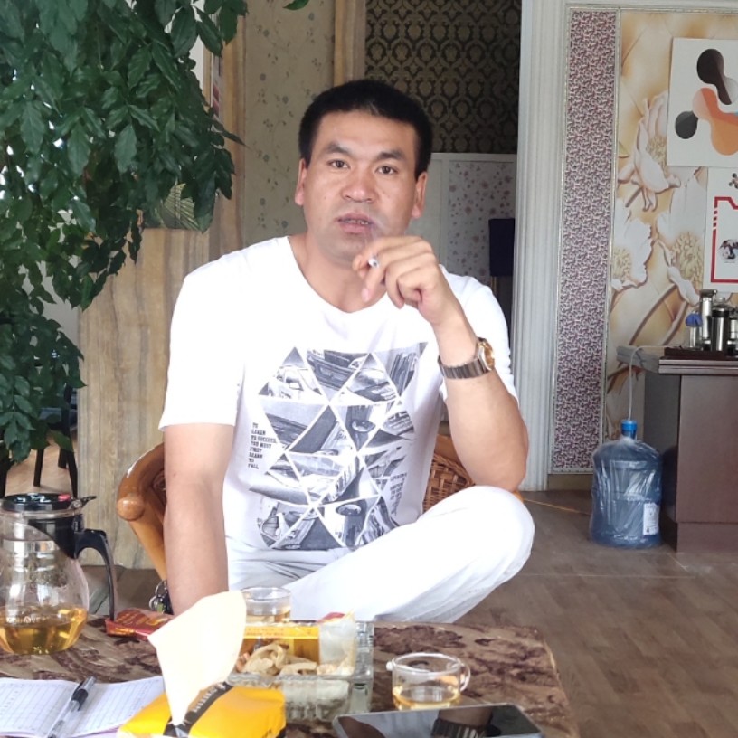 战斗机爱浅唱的照片