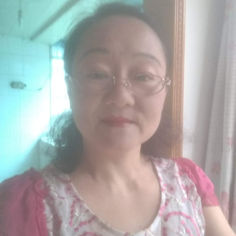 雨天散步的照片