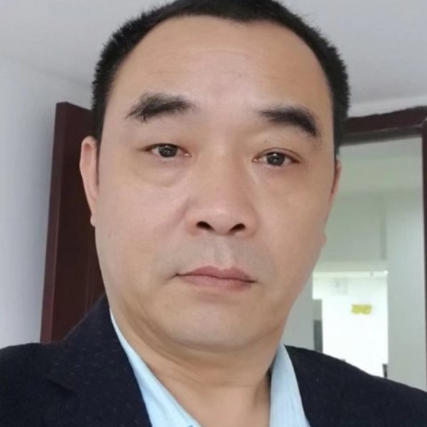 建撞小丸子的照片