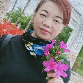 尘宵那缠绵的照片