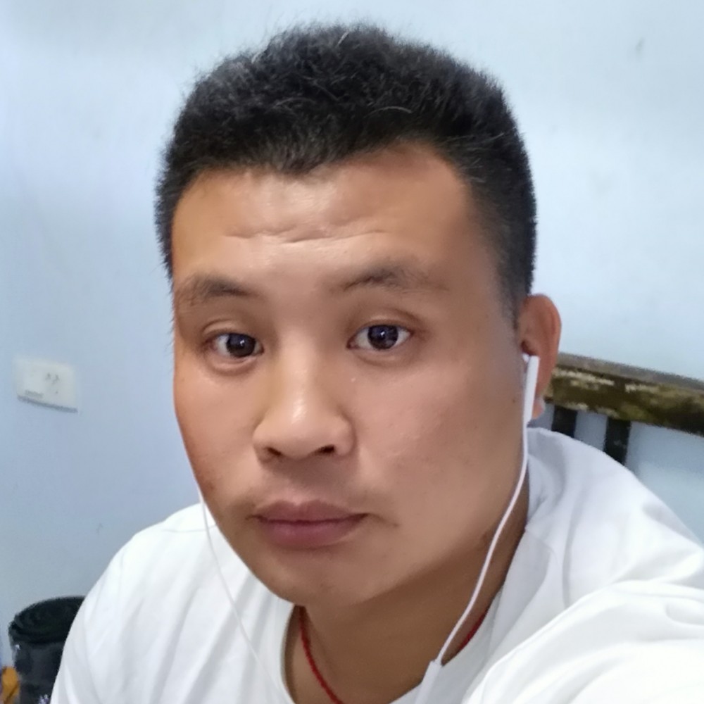 # Dear的照片