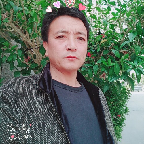 程胜的照片