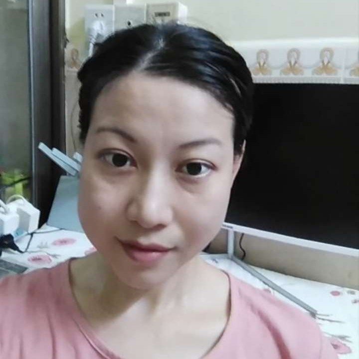山茶花123的照片