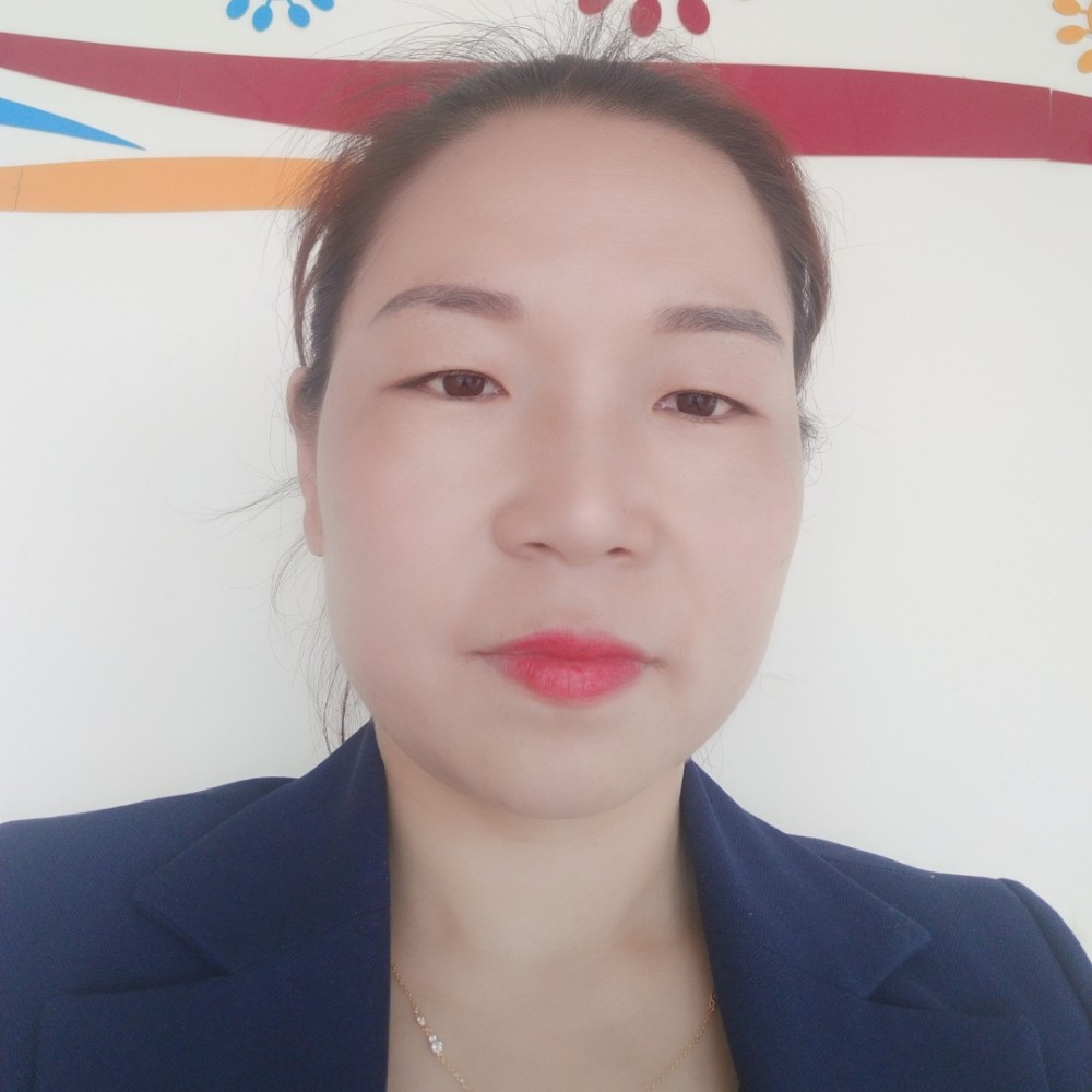 饱满向秀发的照片