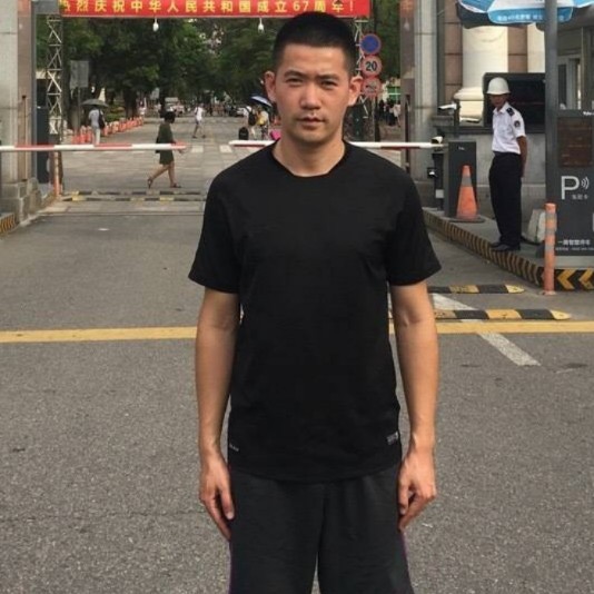 献身使命的照片