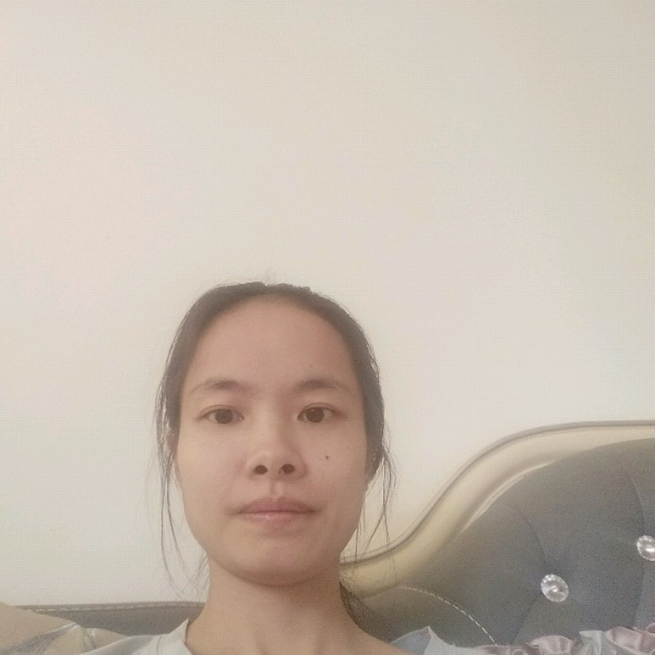 可爱的谭馨的照片