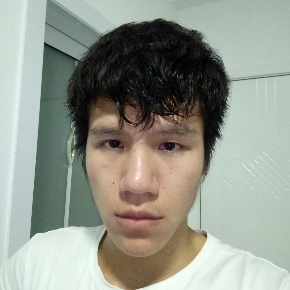 郑祥冯的照片