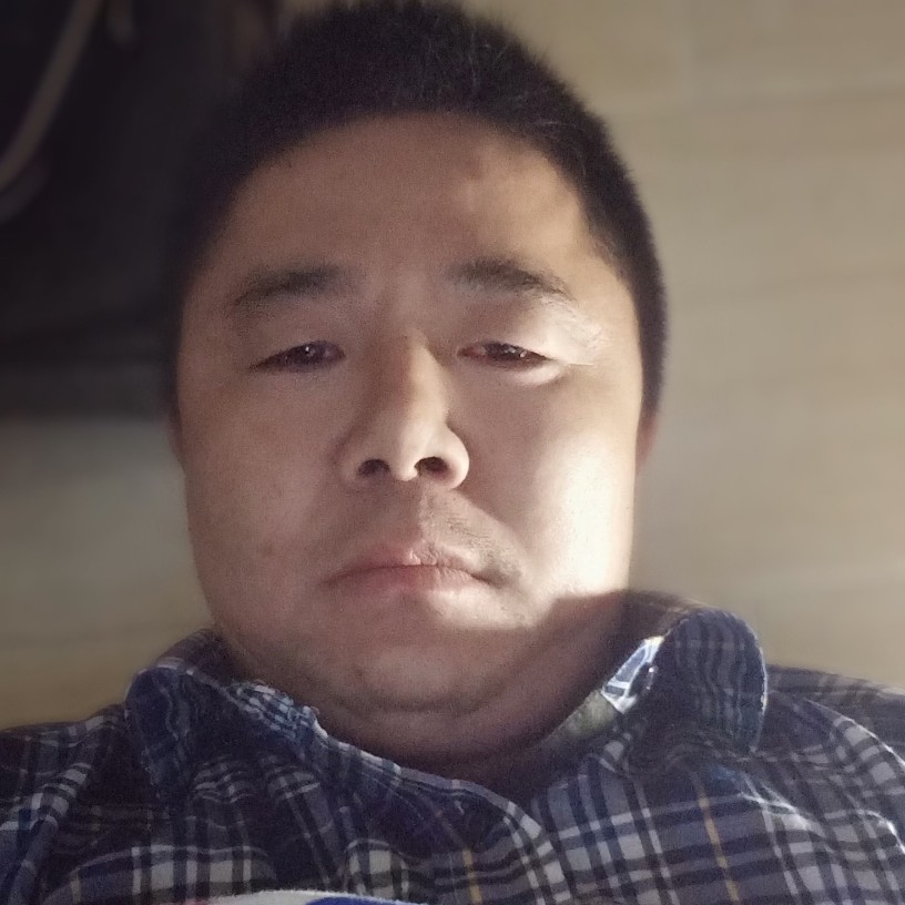 邹小忠的照片