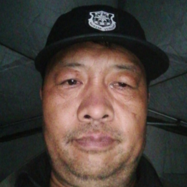郭春民的照片
