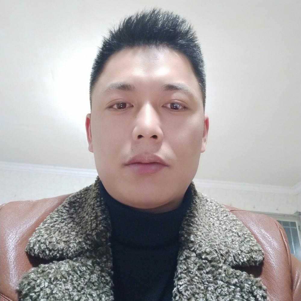 开心的卡西的照片
