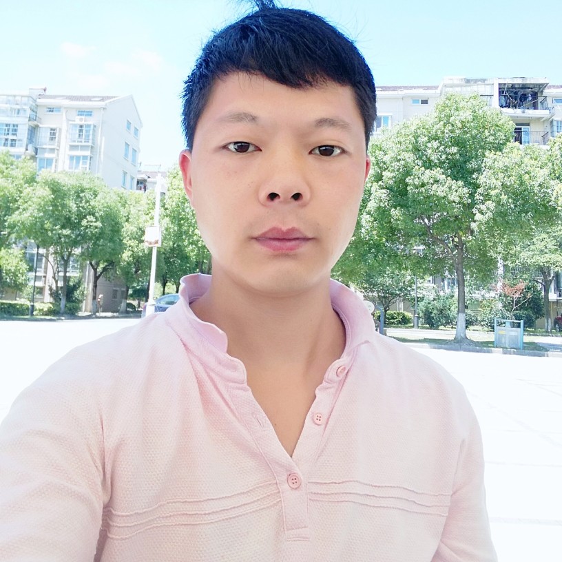 冷艳洛尘的照片
