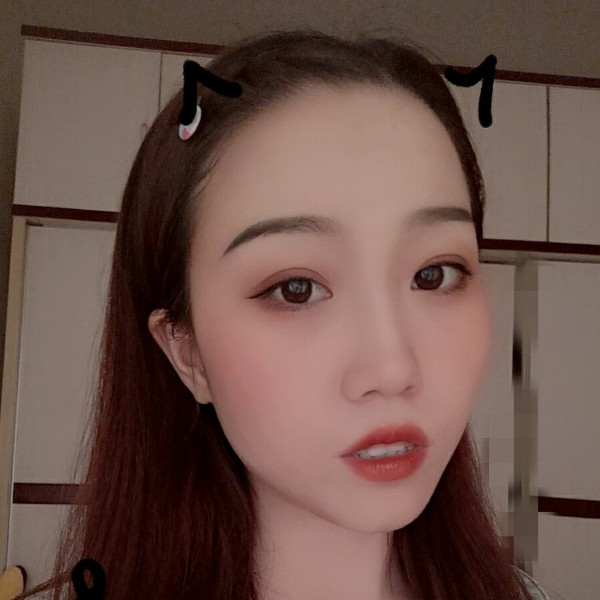 刺猬爱听话的照片