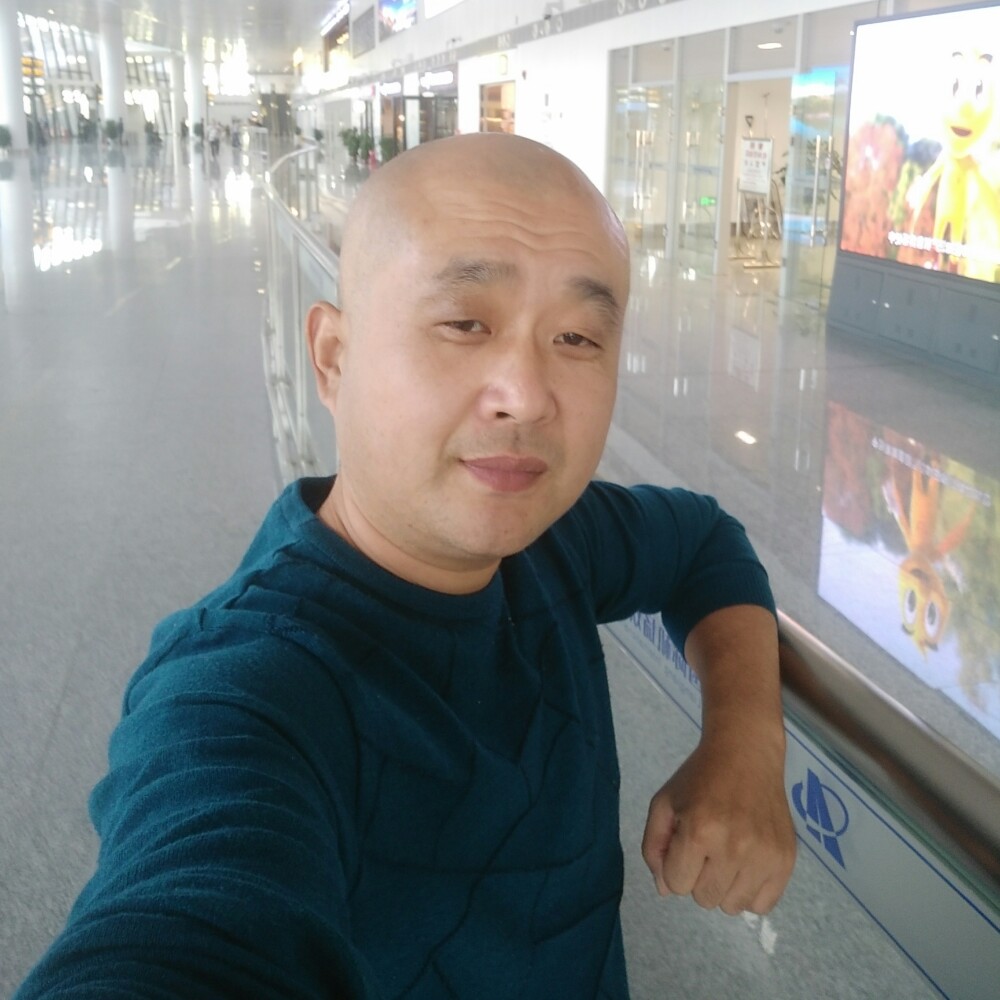 快乐的轻舟的照片