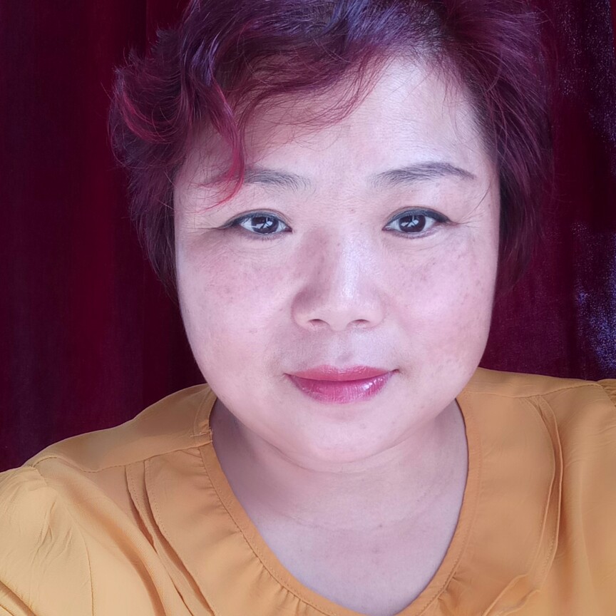 龙姝妹的照片