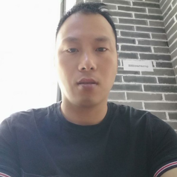 永哥秋风落叶的照片