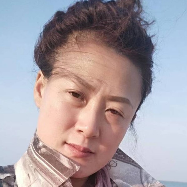 孟非儿的照片