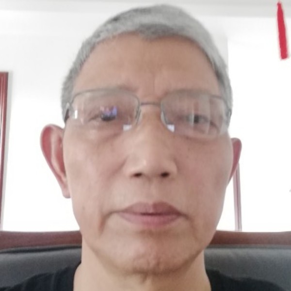 老迟到泪了短靴的照片