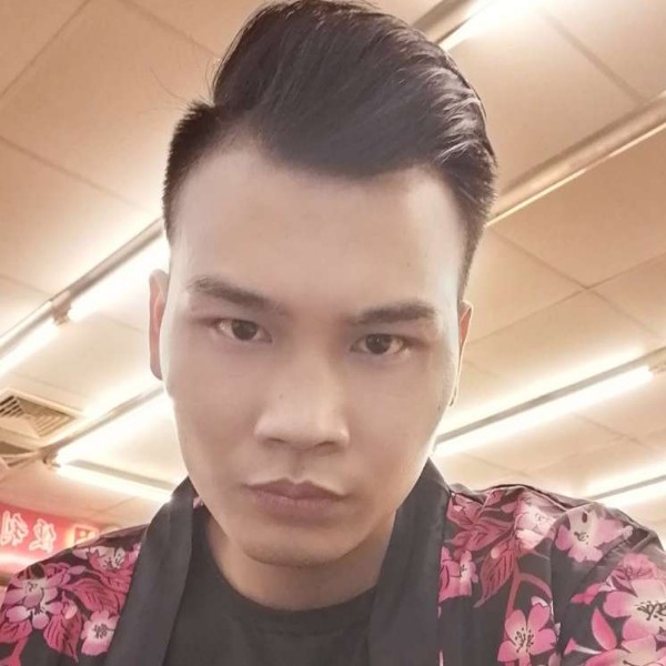 钱兆成的照片