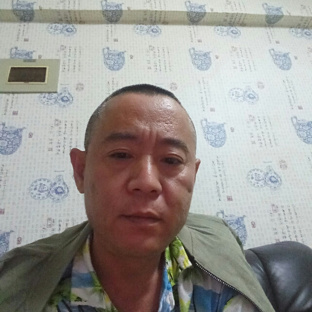 东北阿伟的照片