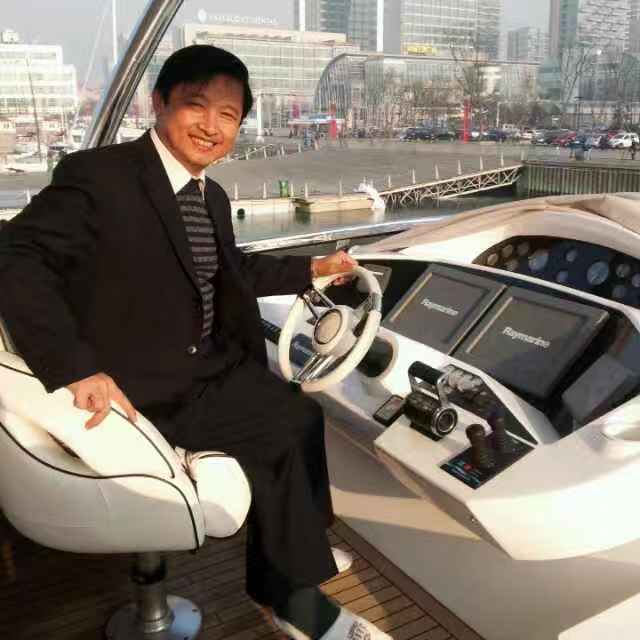 古典音乐爱好者的照片