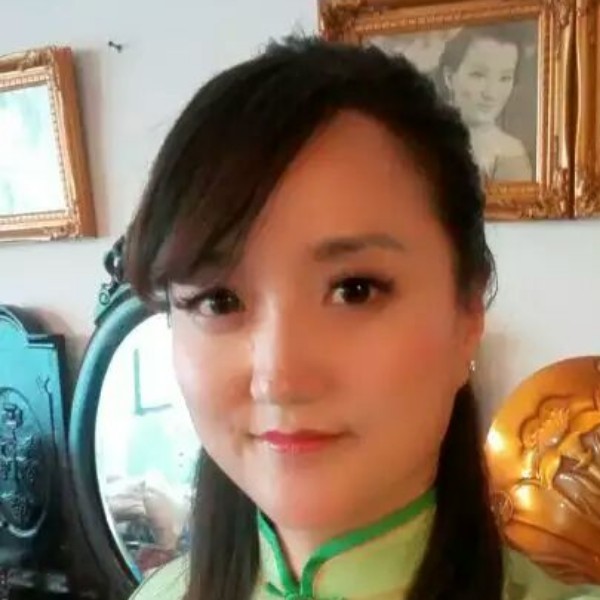 友好拾忆芒果的照片