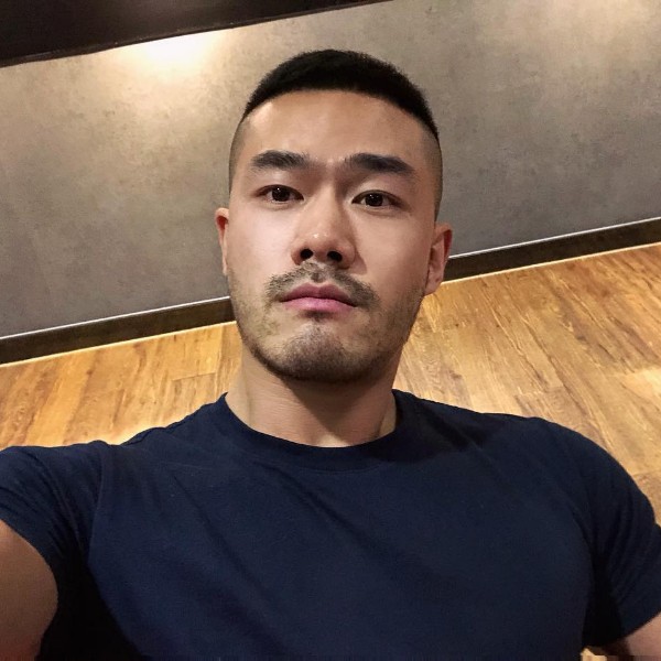 武唁。的照片