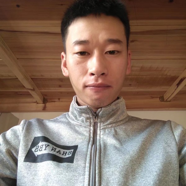 择一城丶恋一人的照片