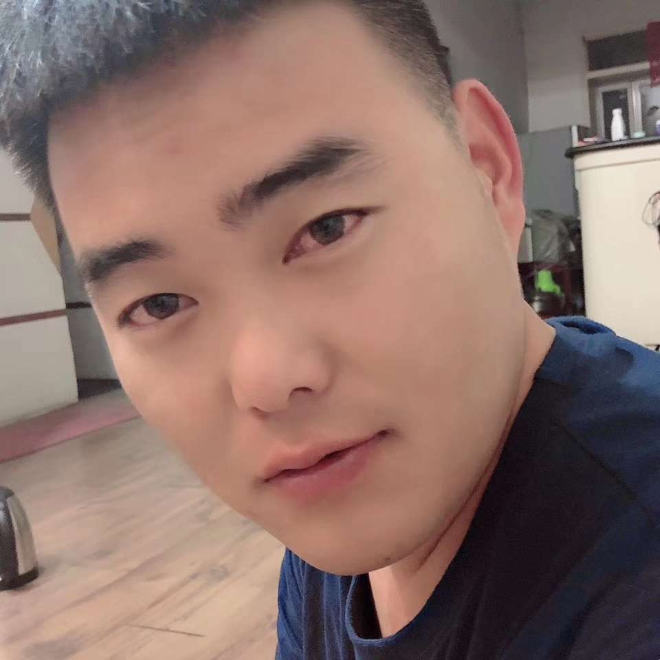 尘宵迎爱笑的照片