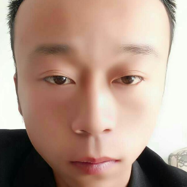 整齐黑夜的照片