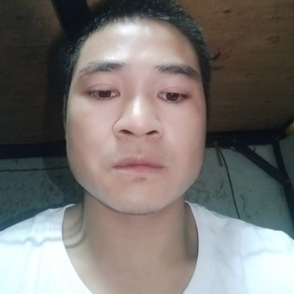 鞋子独寂的照片