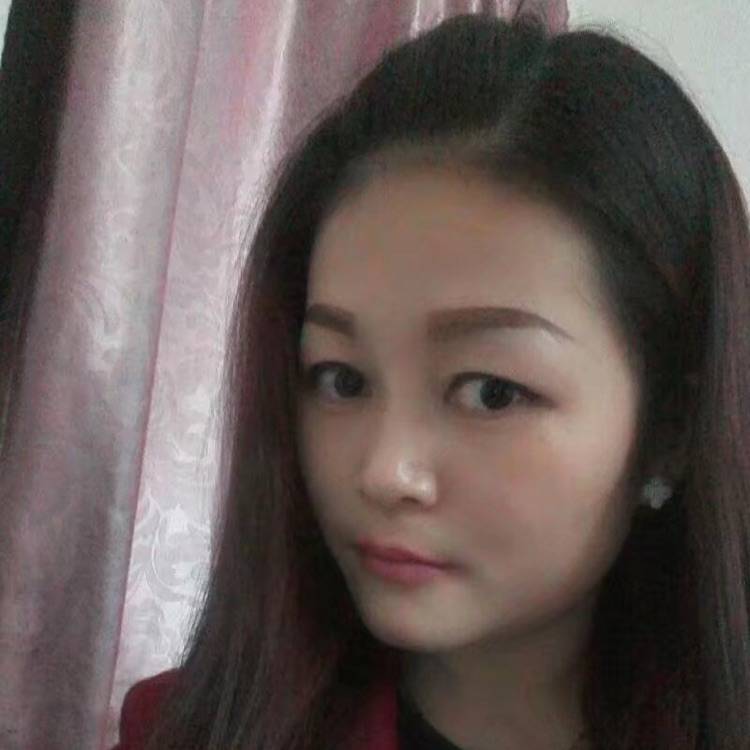 琴小莫的照片