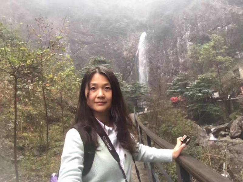 保持微笑7706的照片