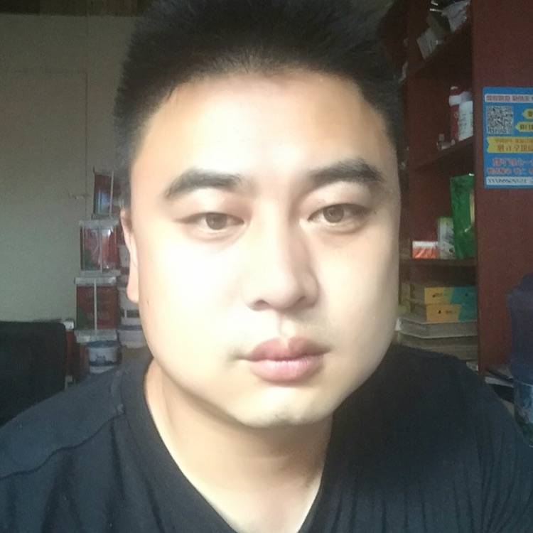 小龙哥i的照片