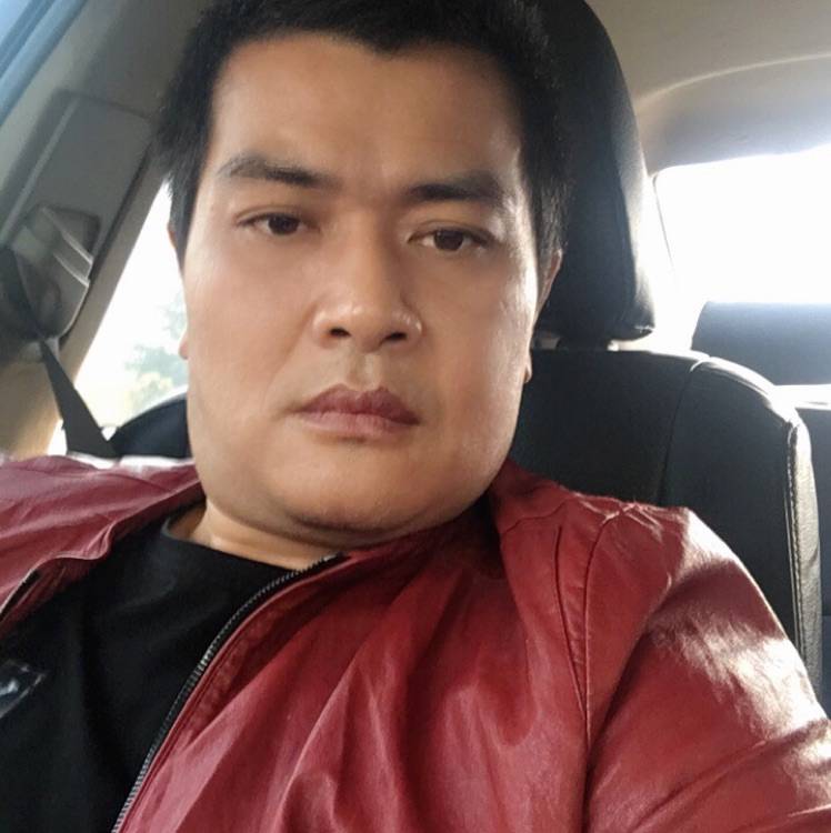 深夜发呆的照片