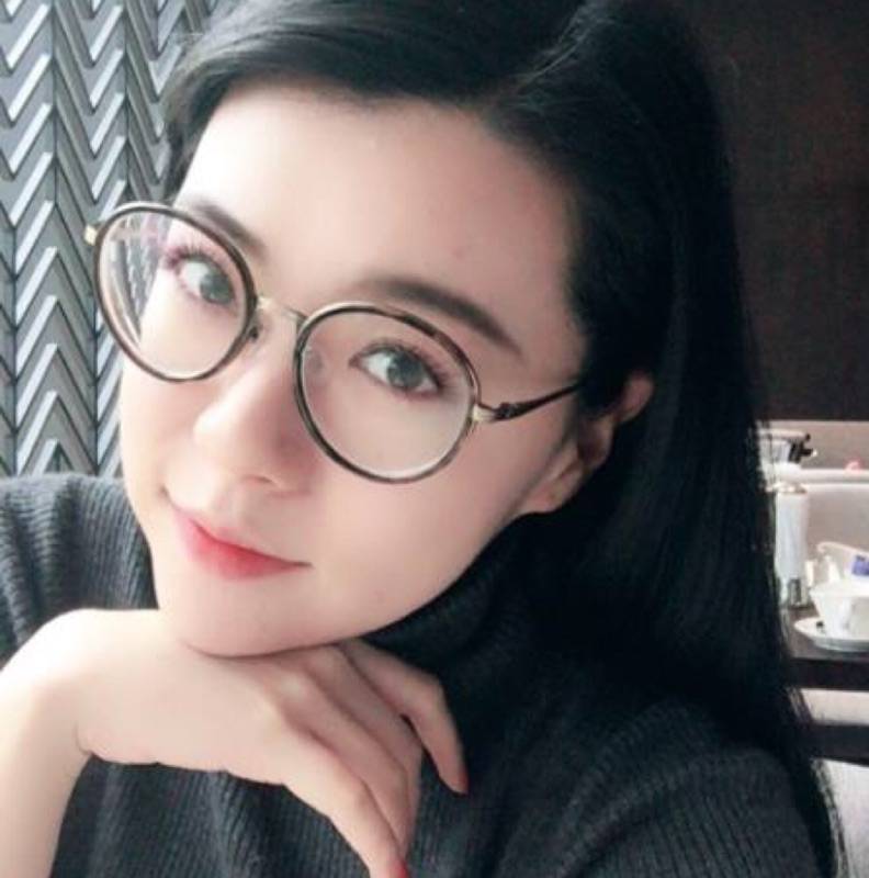 范妮的照片