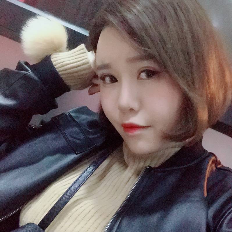 姌宝的照片