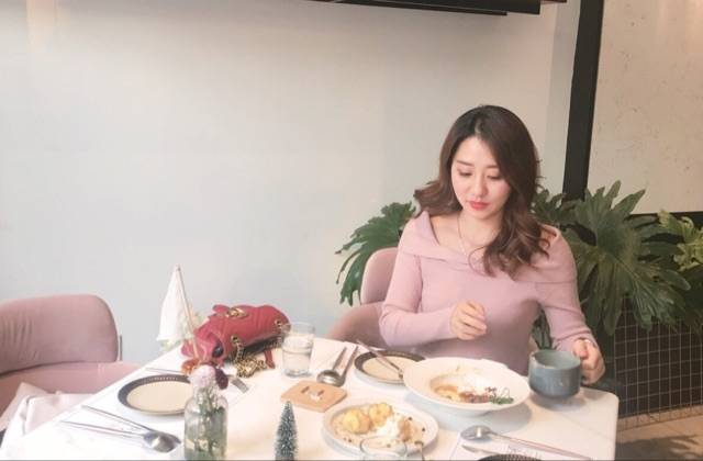 哎呀喂喂的照片