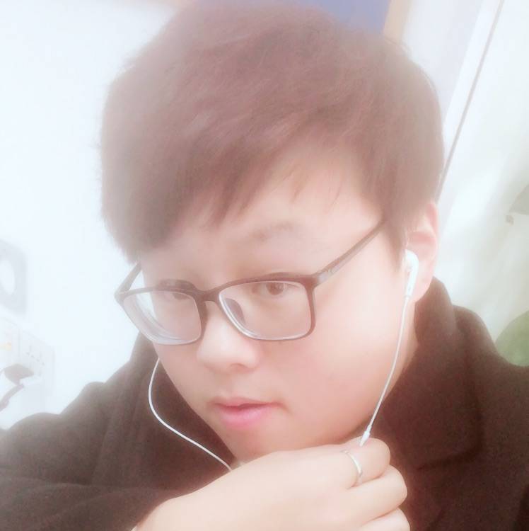 阿圣君主的照片