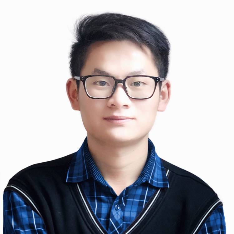 牵着蜗牛散步的照片