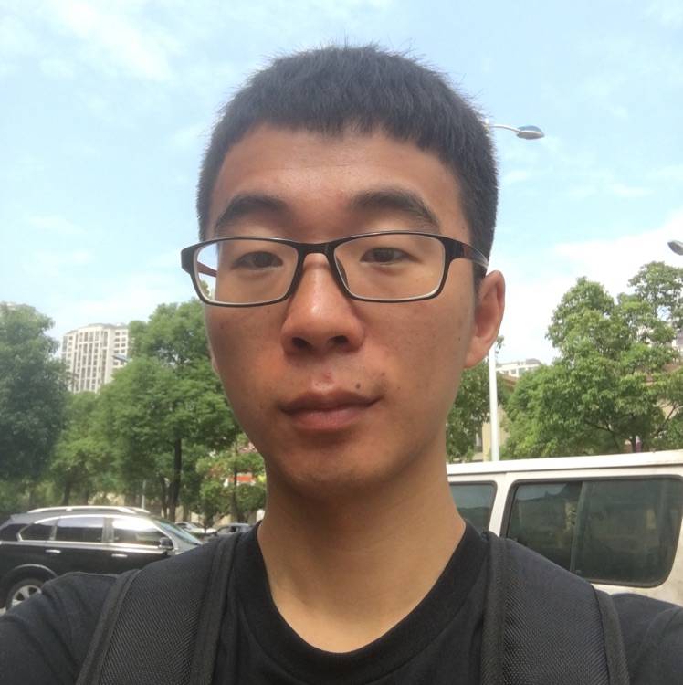 爱蹦跶的蜗牛的照片