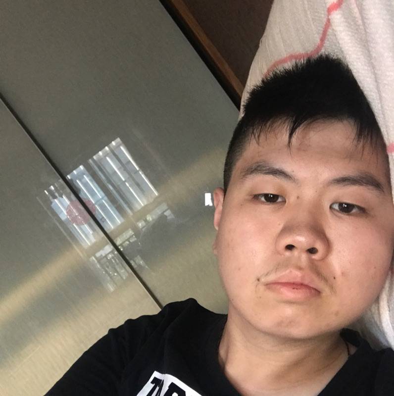 魈毅的照片