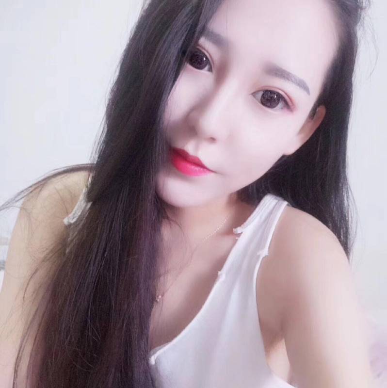 骄傲的小公主的照片