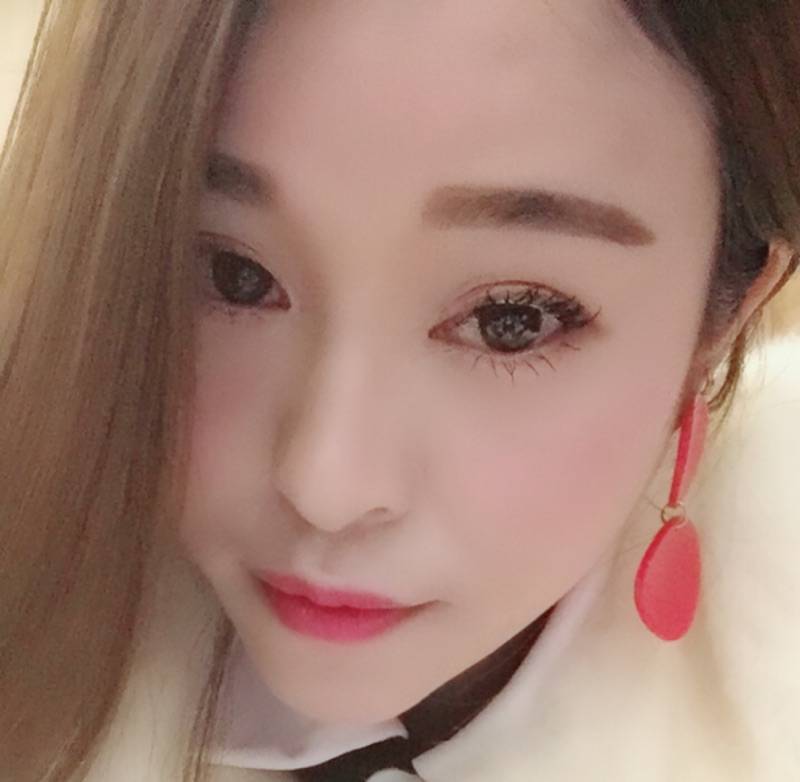 喻琴的照片