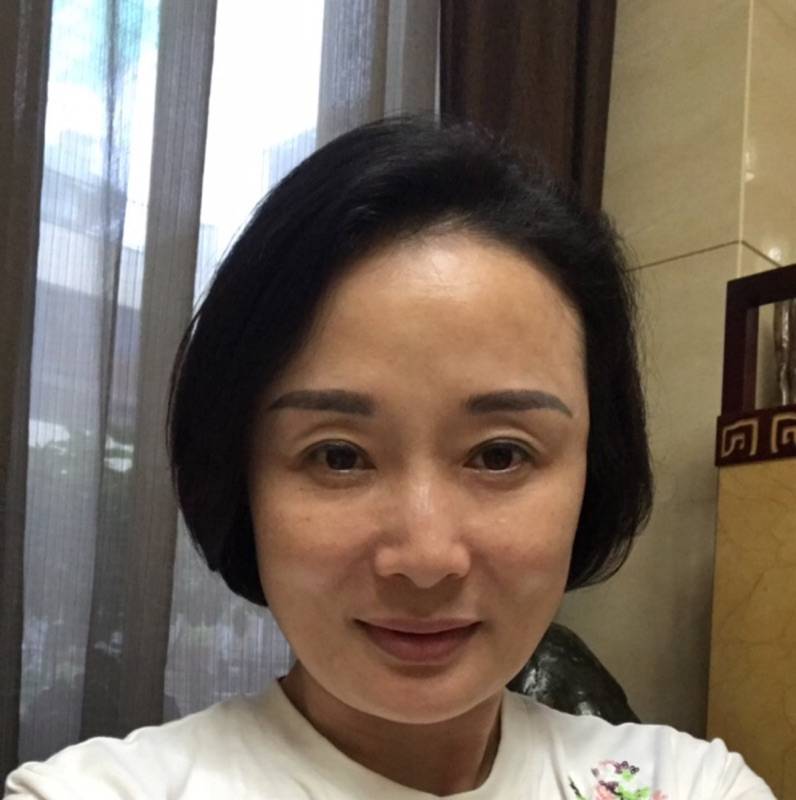 安妮佳安的照片
