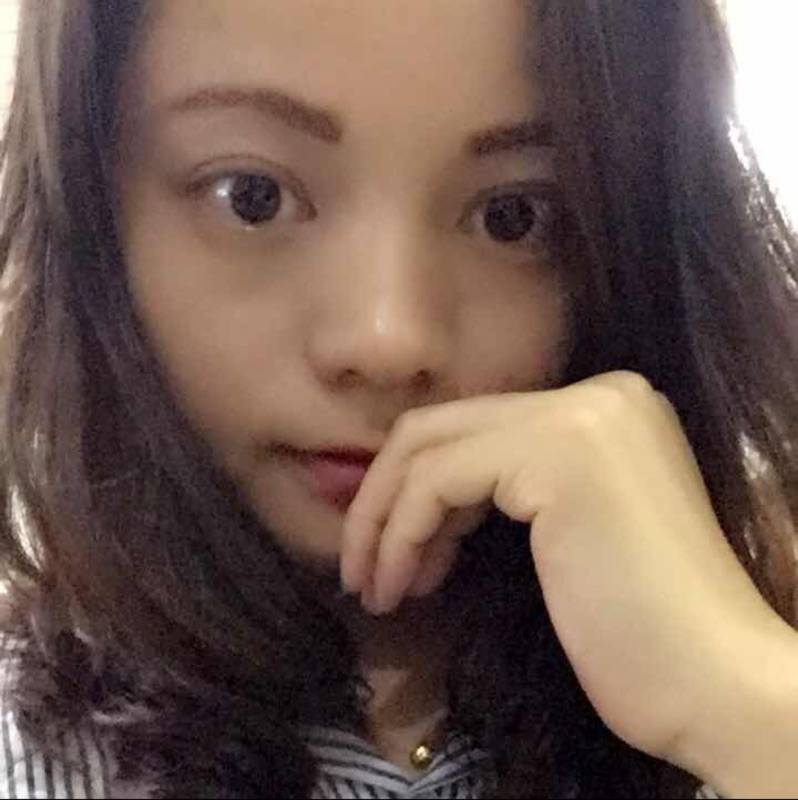 大眼妹—华女的照片