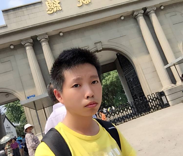 和几百的照片