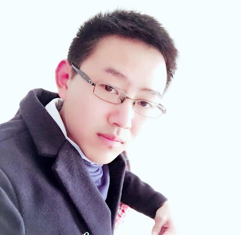 夜澜听海的照片