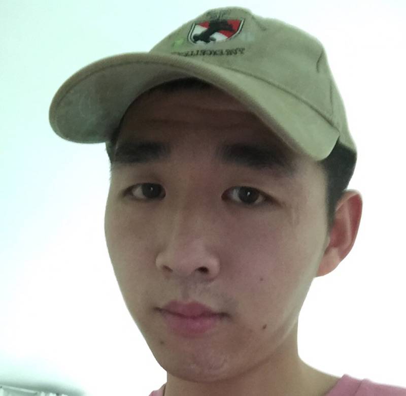 小稀烂的照片