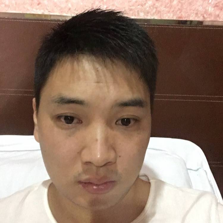一直等待你的出现的照片